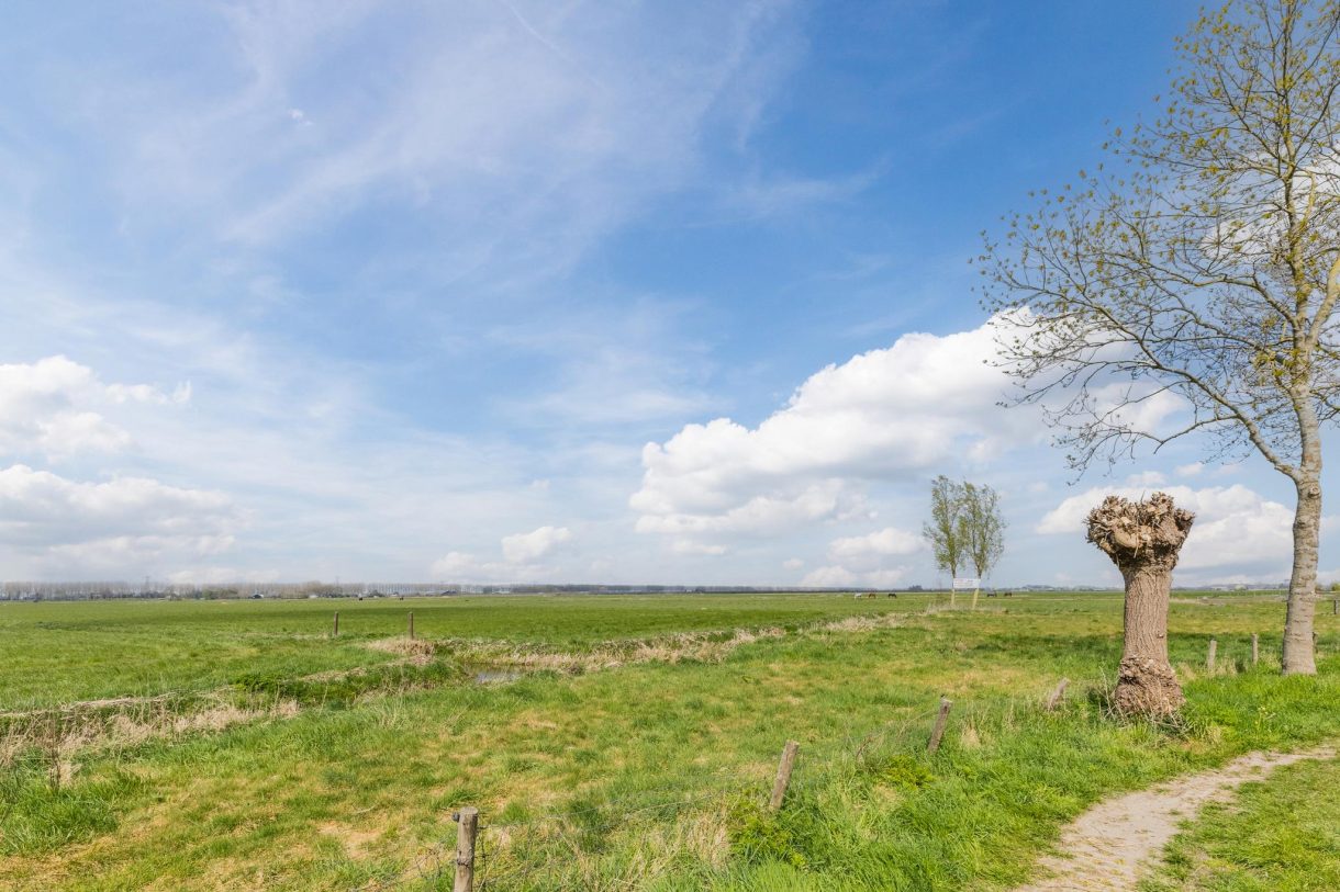 Te koop: Foto Woonhuis aan de Vijverlaan 35 in Vreeland