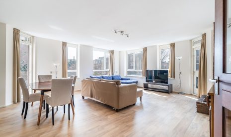 Te koop: Foto Appartement aan de Johan van Oldenbarneveltlaan 23C in 's-Gravenhage