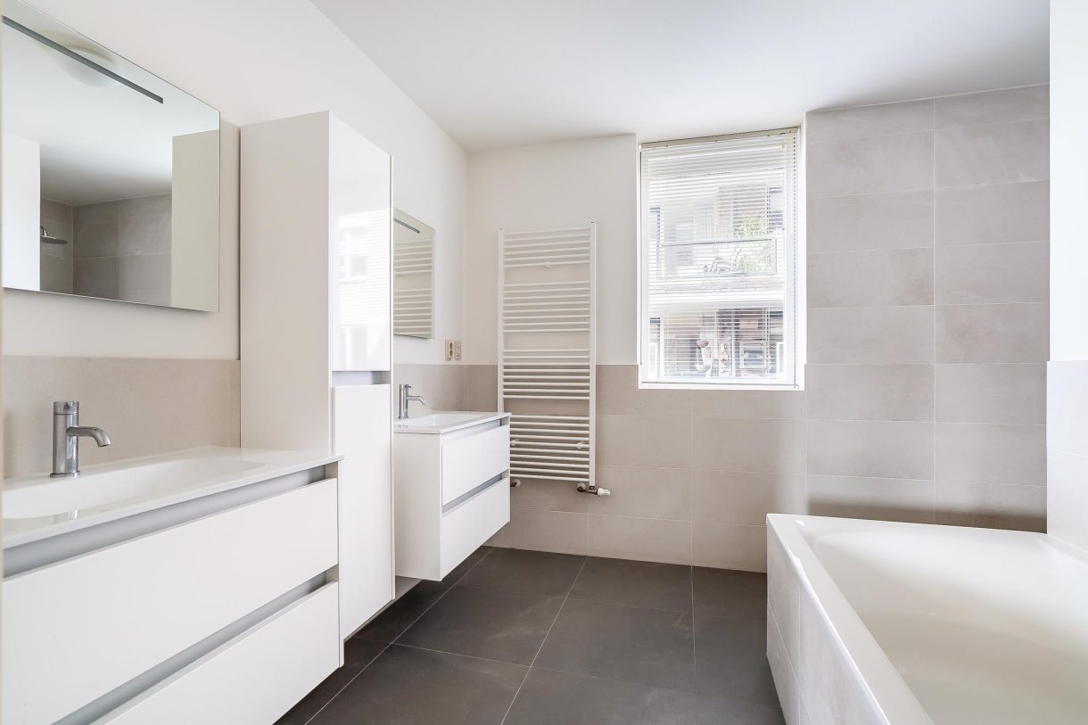 Te koop: Foto Appartement aan de Johan van Oldenbarneveltlaan 23C in 's-Gravenhage