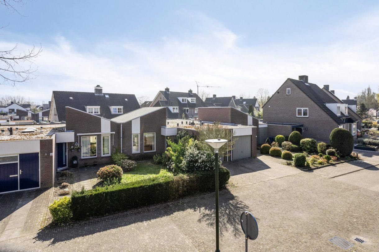 Te koop: Foto Woonhuis aan de Van Hovengaarde 5 in Nuenen