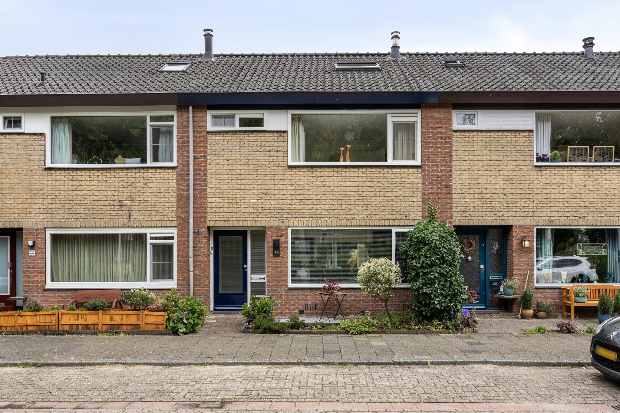 koop  Alphen aan den Rijn  Pallasstraat 42 – Hoofdfoto