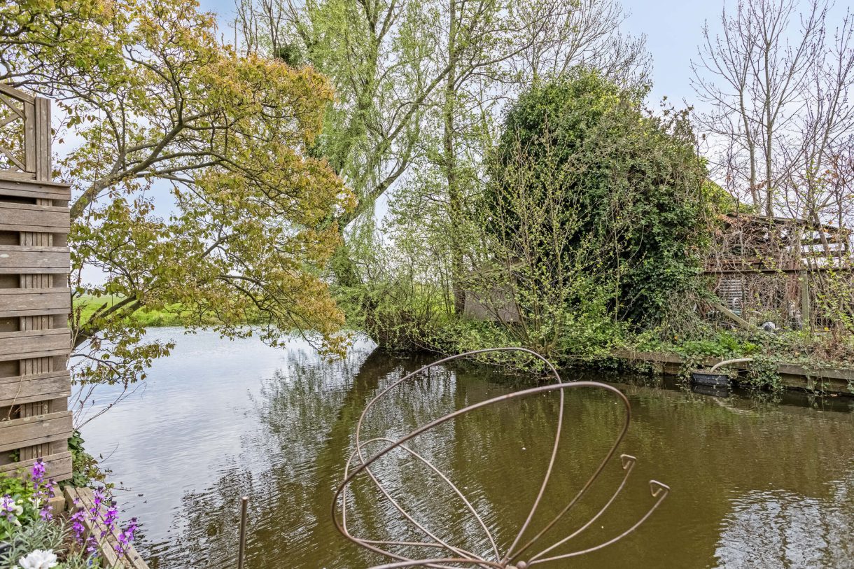 Te koop: Foto Woonhuis aan de Overbuurt 9 in Rijnsaterwoude