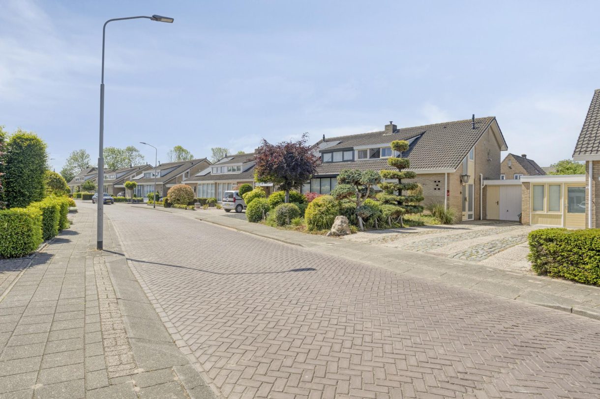 Te koop: Foto Woonhuis aan de Burg. Dittersstraat 19 in Beneden-Leeuwen