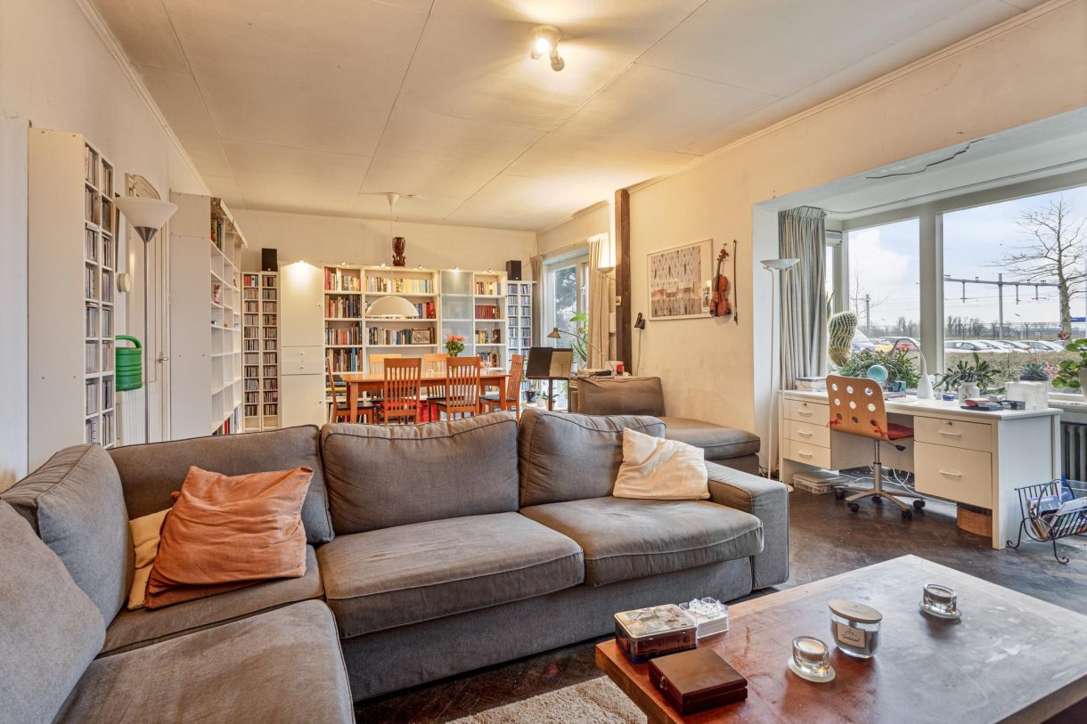 Te koop: Foto Woonhuis aan de Esdoornlaan 11 in Wormerveer