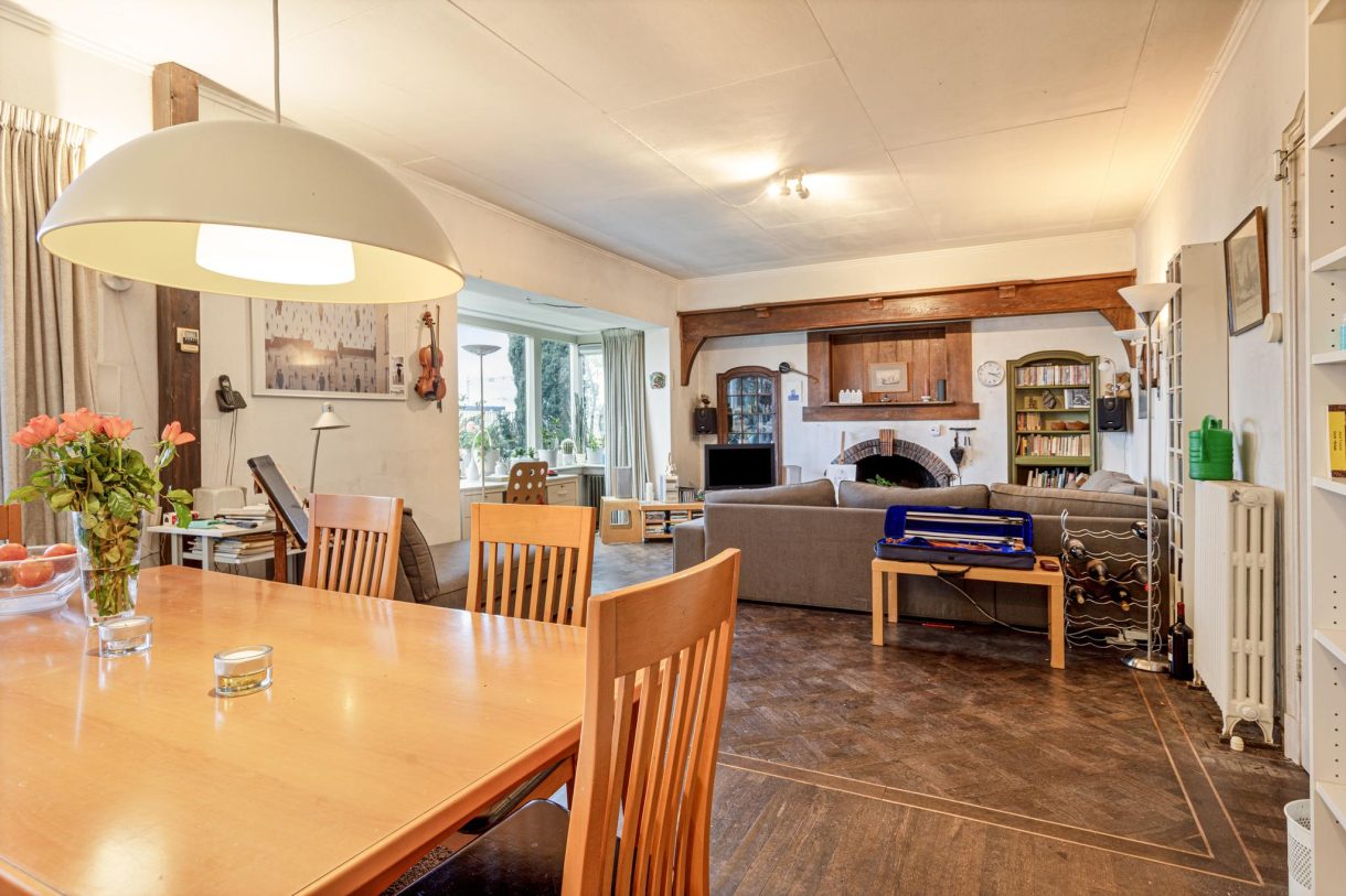 Te koop: Foto Woonhuis aan de Esdoornlaan 11 in Wormerveer