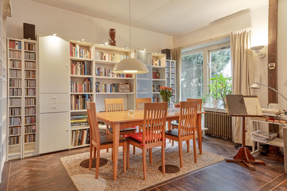 Te koop: Foto Woonhuis aan de Esdoornlaan 11 in Wormerveer