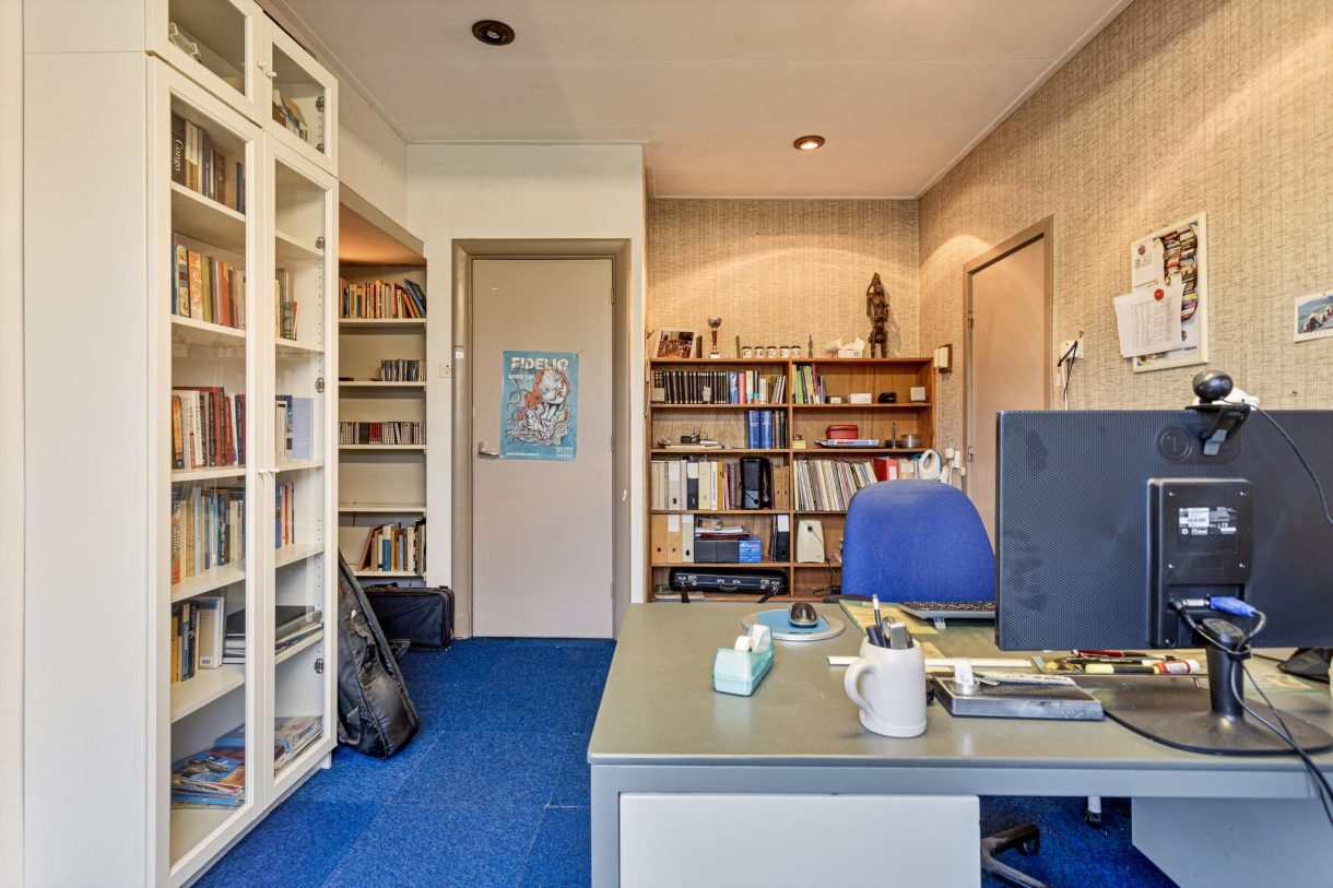 Te koop: Foto Woonhuis aan de Esdoornlaan 11 in Wormerveer