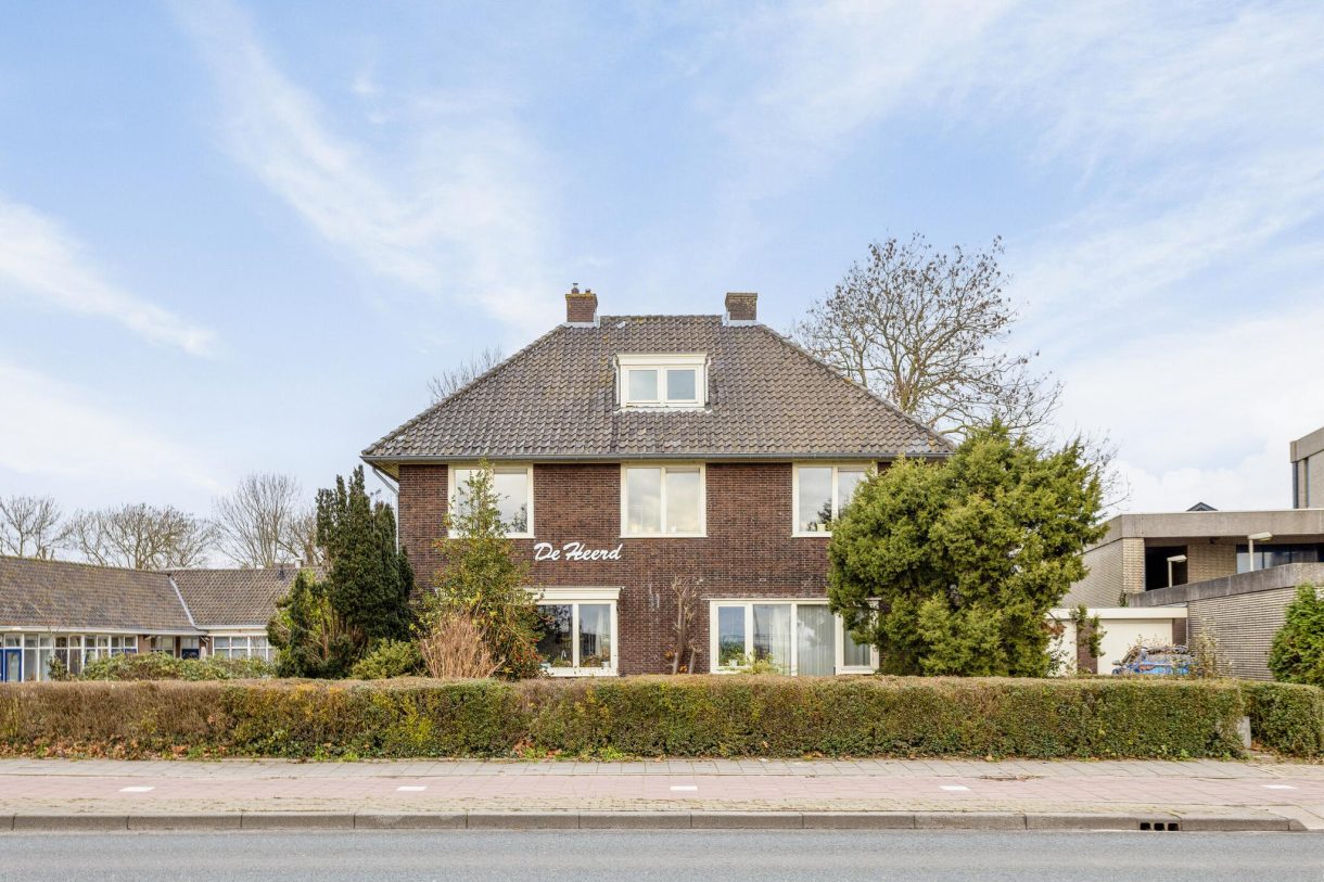 Te koop: Foto Woonhuis aan de Esdoornlaan 11 in Wormerveer