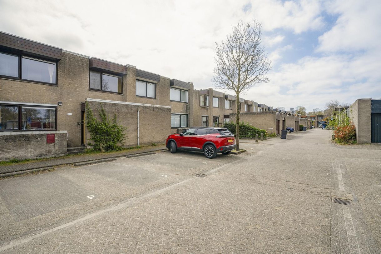 Te koop: Foto Woonhuis aan de Geerdinkhof 345 in Amsterdam