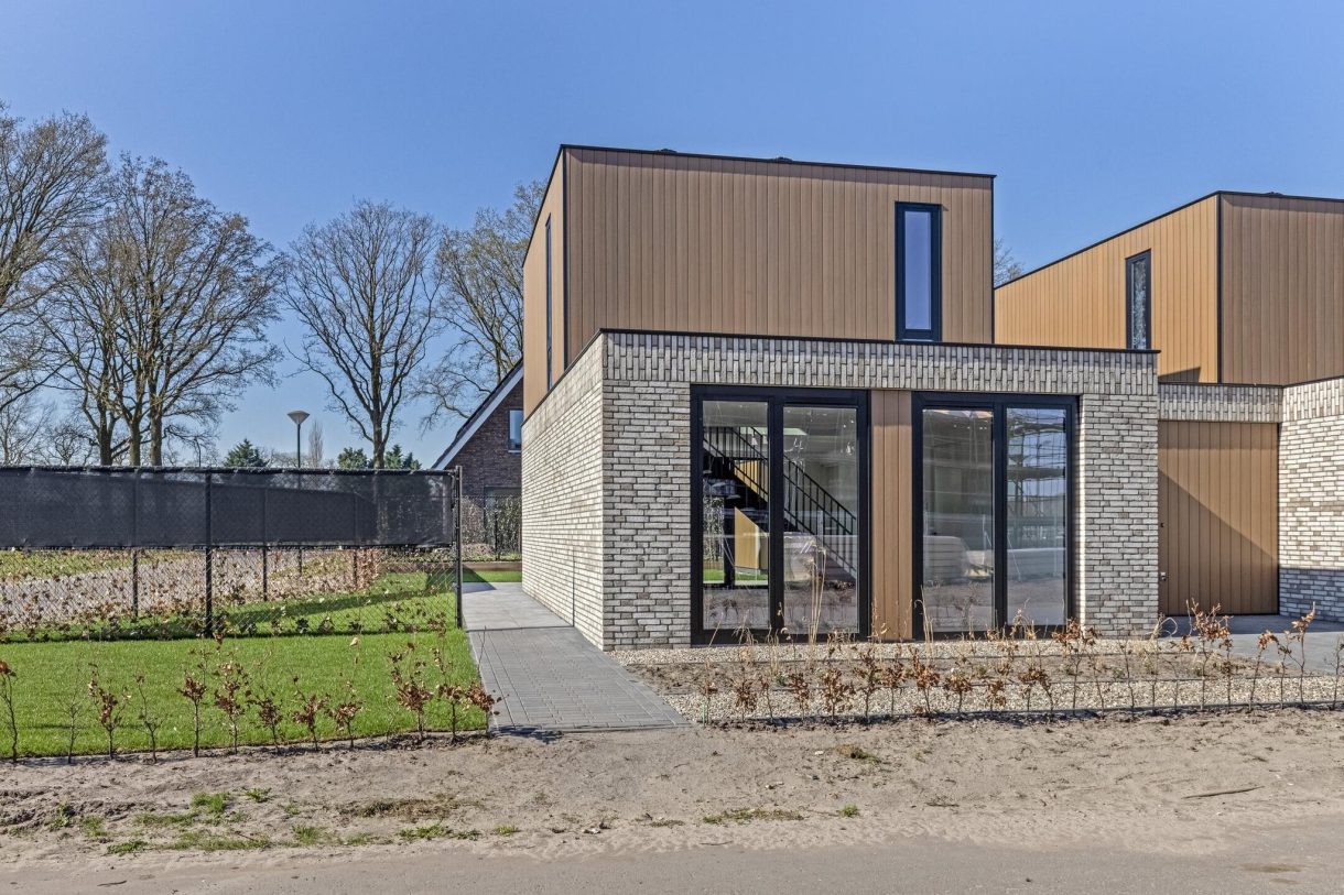 Te koop: Foto Woonhuis aan de Blauwlegger 1 in Venhorst