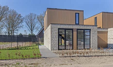 Te koop: Foto Woonhuis aan de Blauwlegger 1 in Venhorst