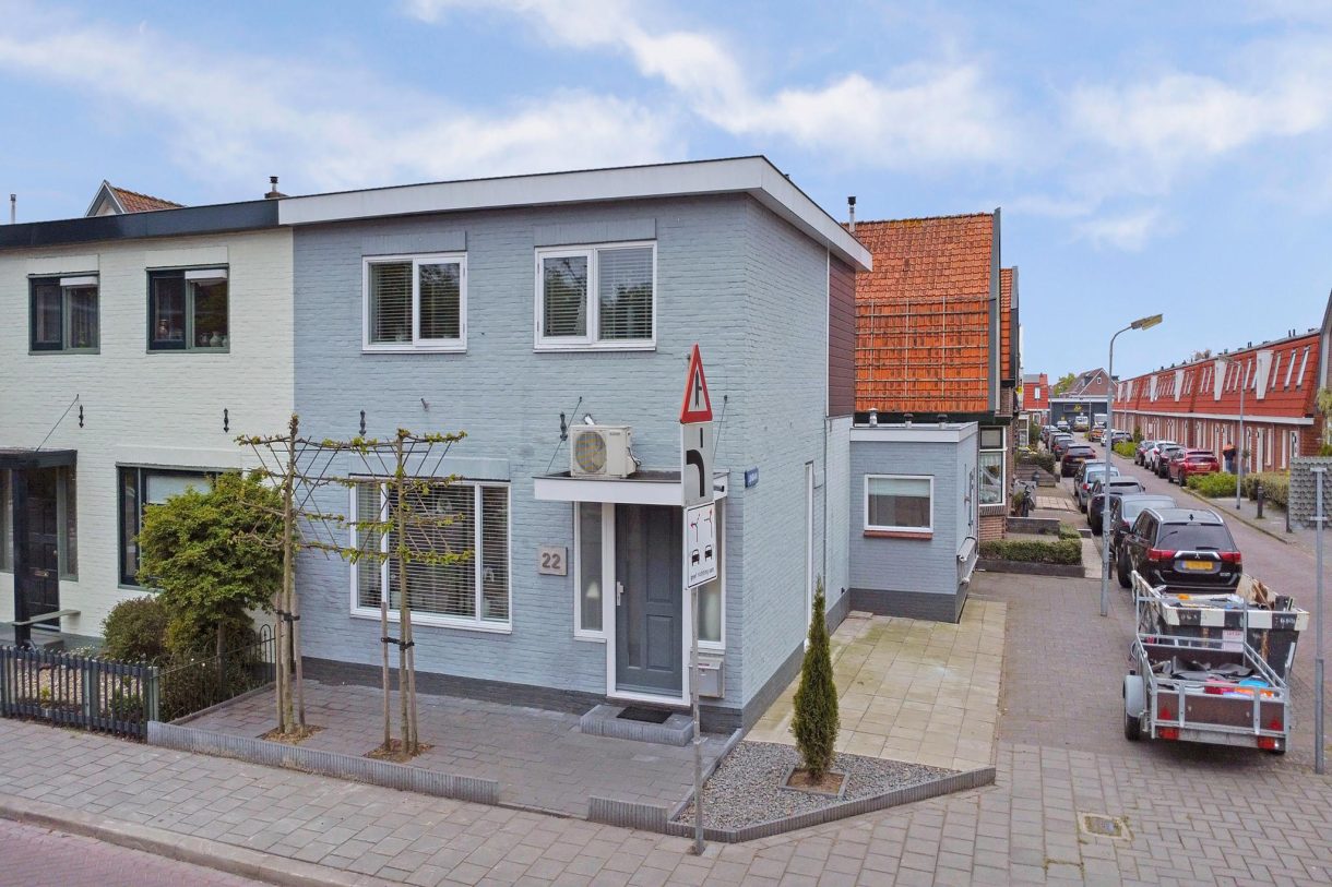 Te koop: Foto Woonhuis aan de Weverstraat 22 in Krommenie