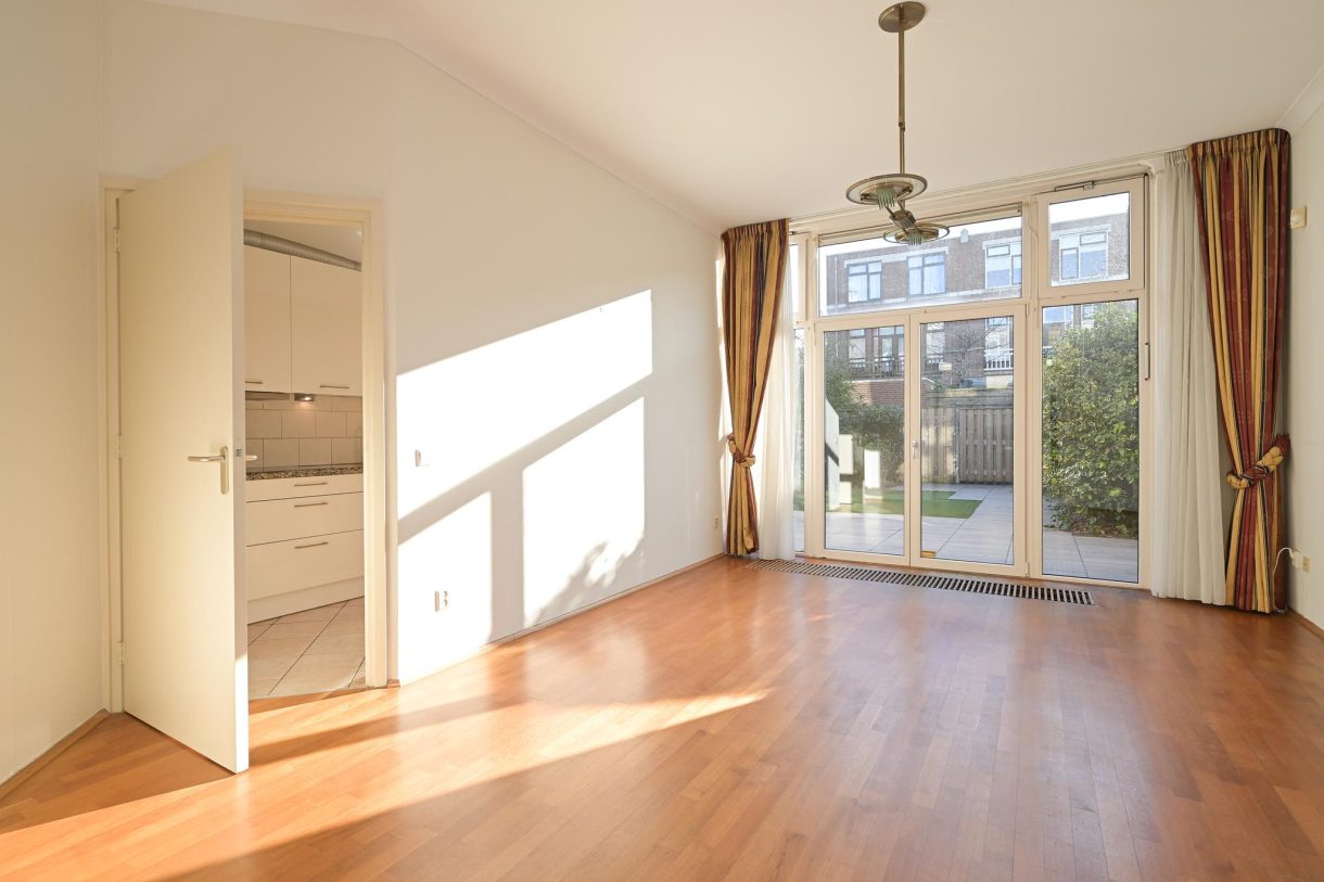 Te koop: Foto Woonhuis aan de Van Weede van Dijkveldstraat 60J in 's-Gravenhage