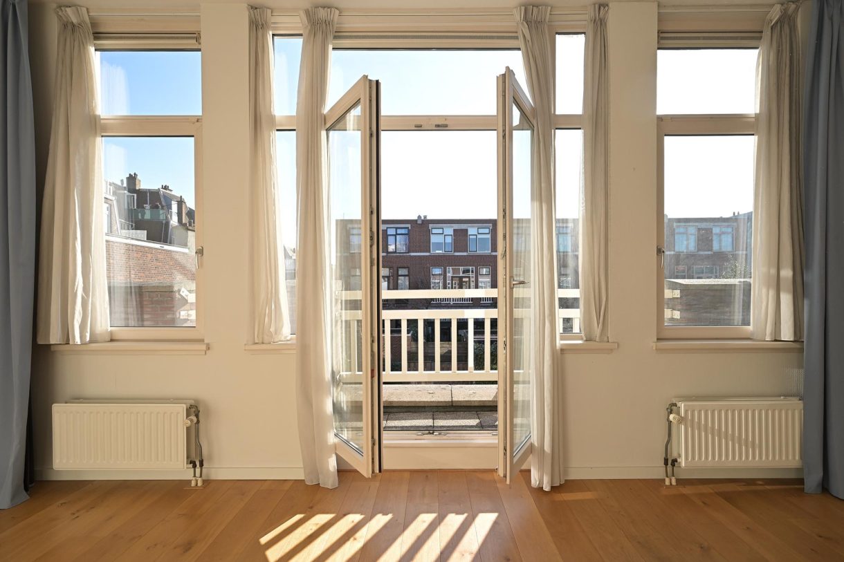 Te koop: Foto Woonhuis aan de Van Weede van Dijkveldstraat 60J in 's-Gravenhage