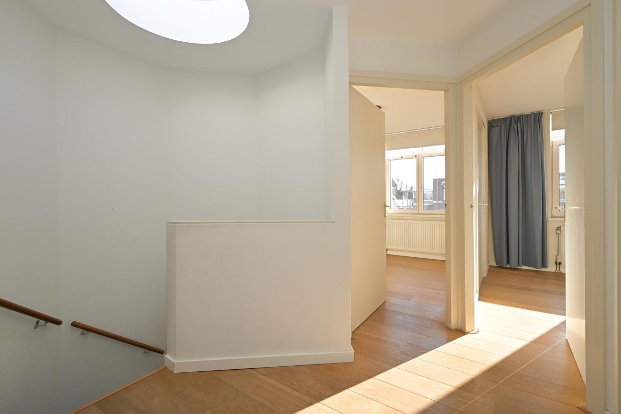 Te koop: Foto Woonhuis aan de Van Weede van Dijkveldstraat 60J in 's-Gravenhage