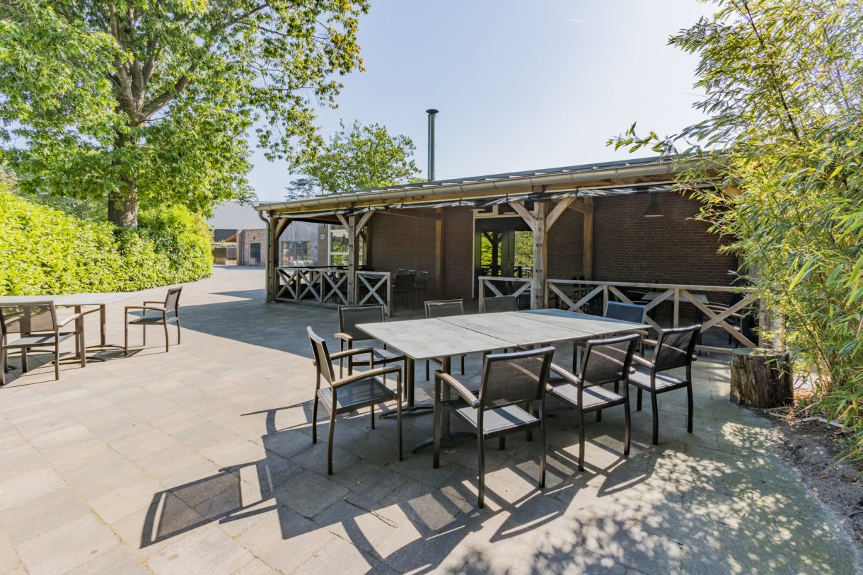 Te koop: Foto Woonhuis aan de Oshaarseweg 24-117 in Echten