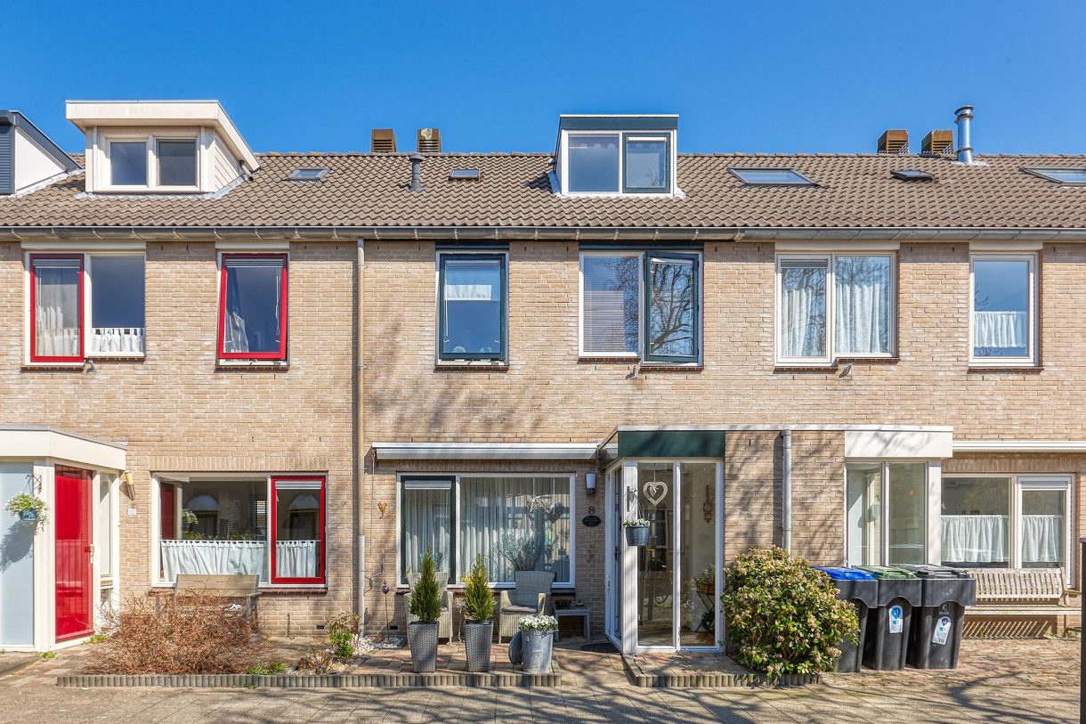 Te koop: Foto Woonhuis aan de Middentocht 8 in Leiderdorp