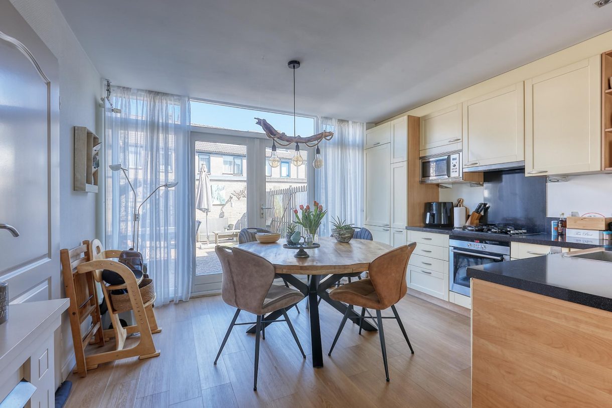 Te koop: Foto Woonhuis aan de Middentocht 8 in Leiderdorp