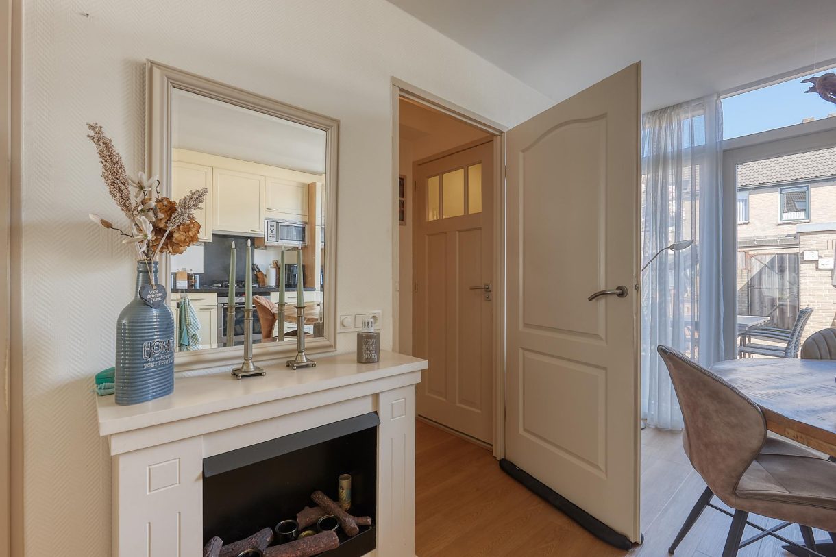 Te koop: Foto Woonhuis aan de Middentocht 8 in Leiderdorp