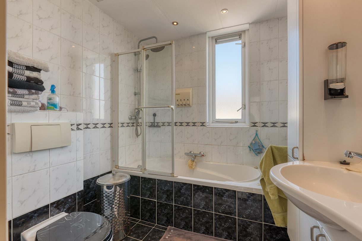 Te koop: Foto Woonhuis aan de Middentocht 8 in Leiderdorp