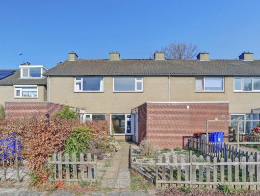 Hoofdfoto van Raamsdonksveer Hertogshoef 32