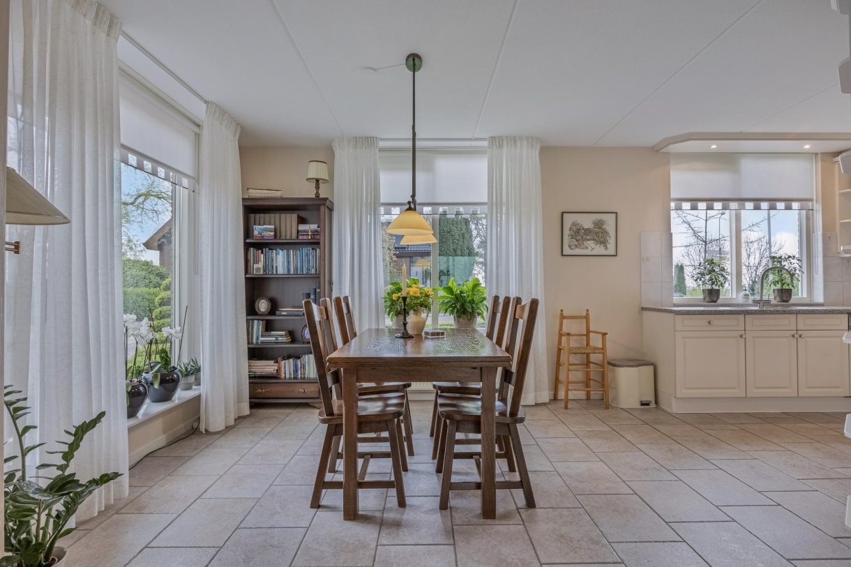 Te koop: Foto Woonhuis aan de Heerewegh 40 in Benthuizen