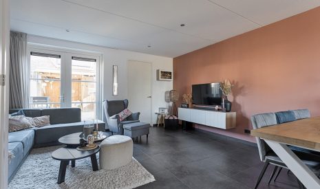 Te koop: Foto Woonhuis aan de Iepenlaan 52 in Rouveen