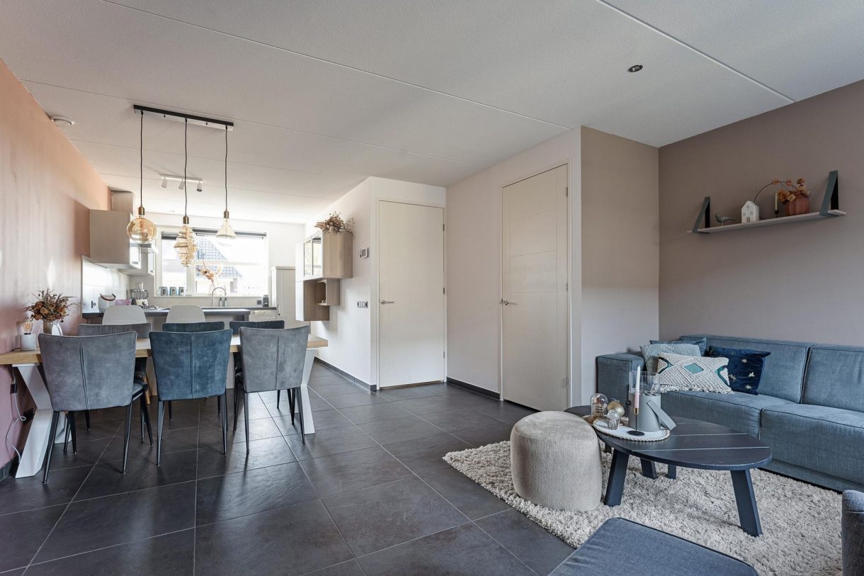 Te koop: Foto Woonhuis aan de Iepenlaan 52 in Rouveen