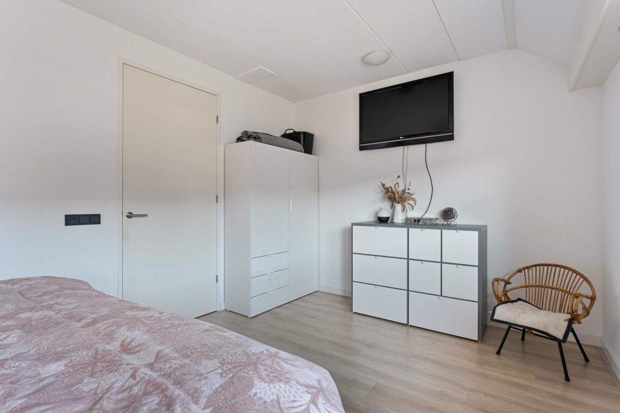 Te koop: Foto Woonhuis aan de Iepenlaan 52 in Rouveen