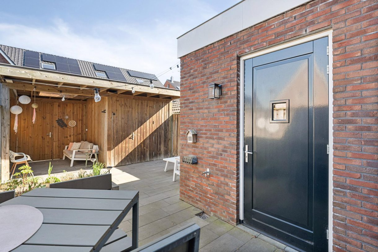 Te koop: Foto Woonhuis aan de Iepenlaan 52 in Rouveen