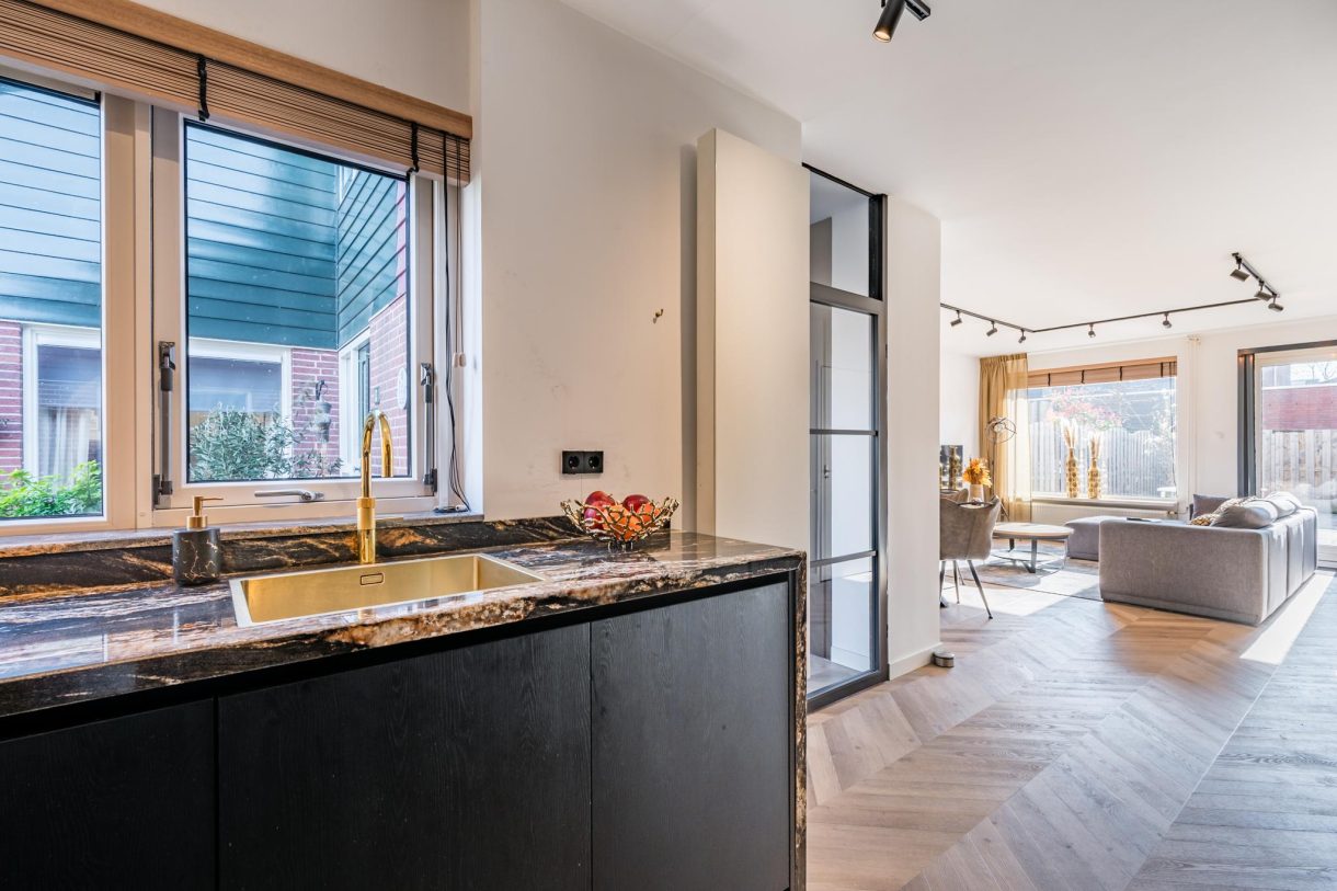 Te koop: Foto Woonhuis aan de Fluitekruid 11 in Bodegraven