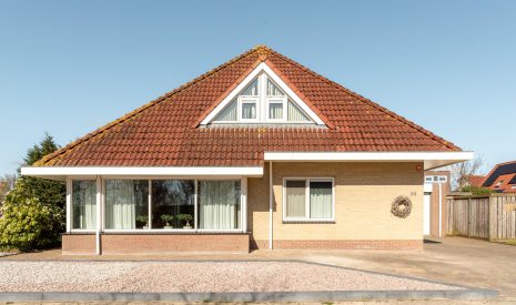 Te koop: Foto Woonhuis aan de J. Wiemersstraat 30 in Dokkum