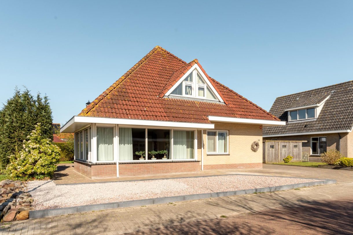 Te koop: Foto Woonhuis aan de J. Wiemersstraat 30 in Dokkum