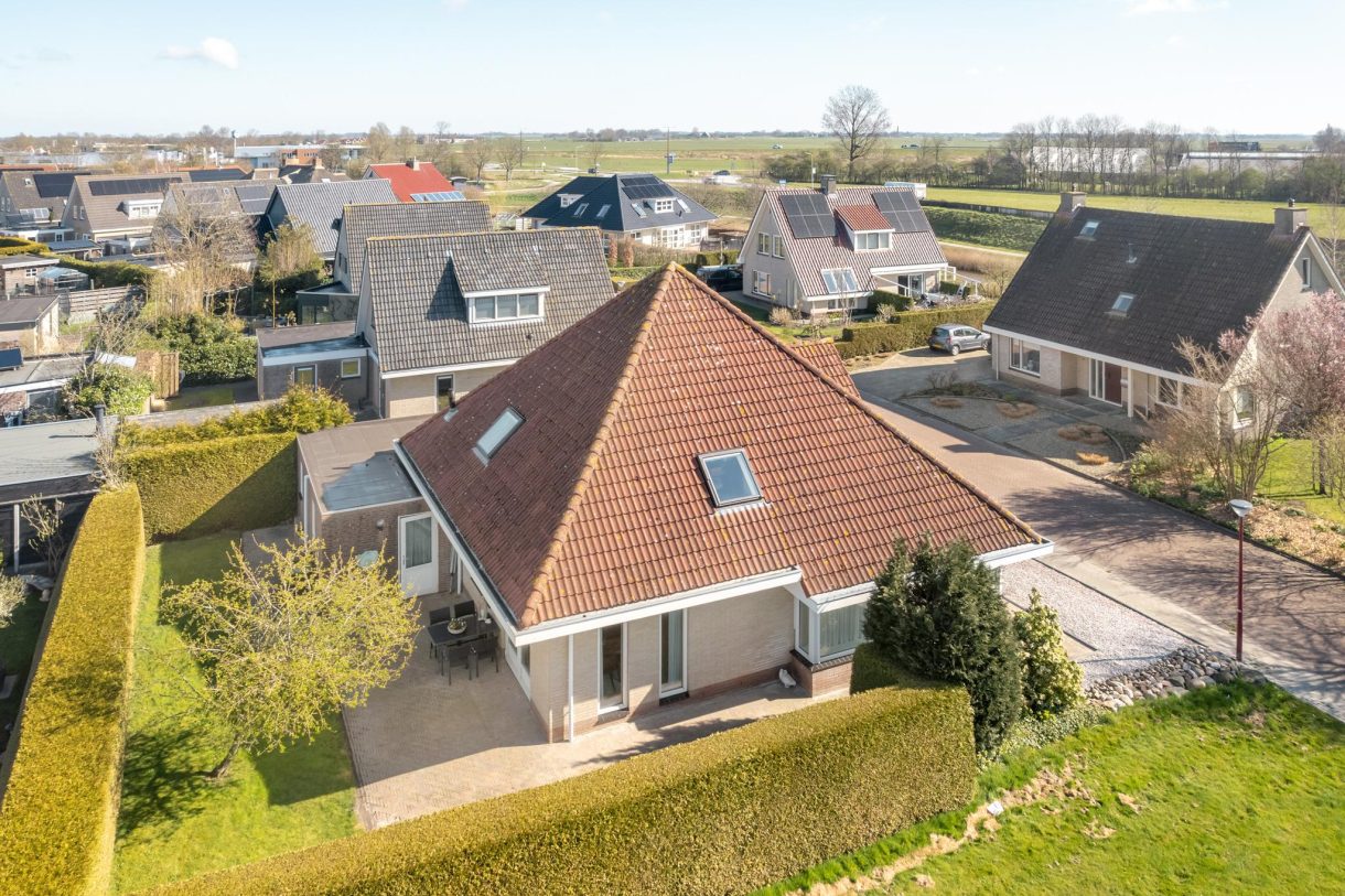 Te koop: Foto Woonhuis aan de J. Wiemersstraat 30 in Dokkum