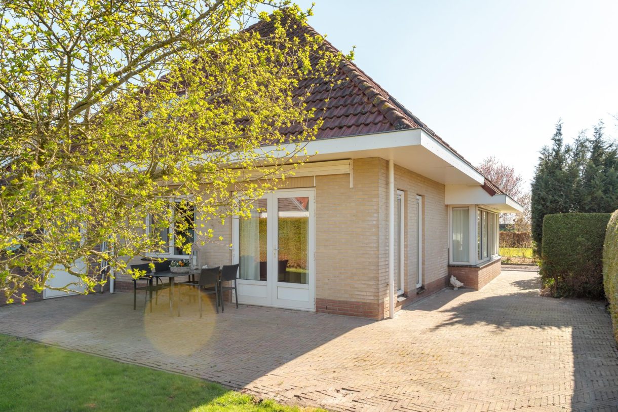 Te koop: Foto Woonhuis aan de J. Wiemersstraat 30 in Dokkum