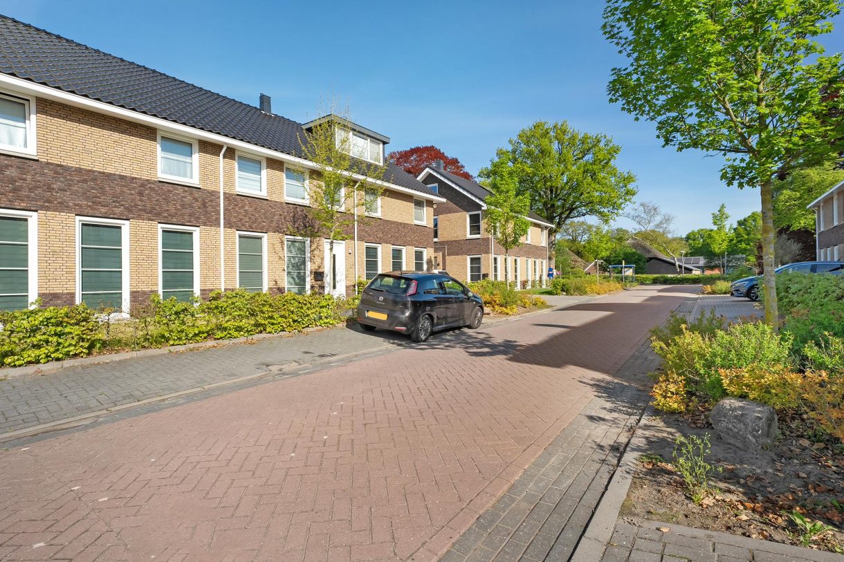 Te koop: Foto Woonhuis aan de De Waag 9 in Veeningen