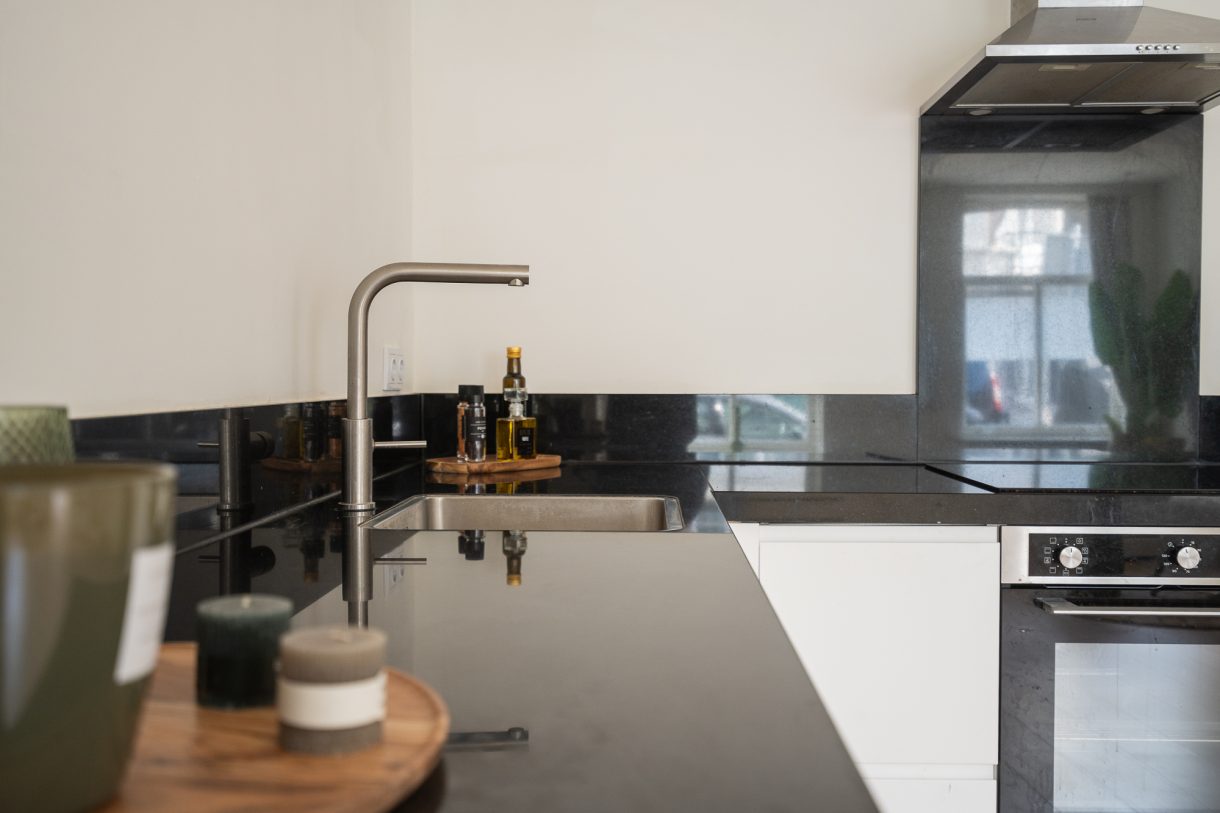 Te koop: Foto Appartement aan de Hugo de Grootstraat 17B in 's-Gravenhage