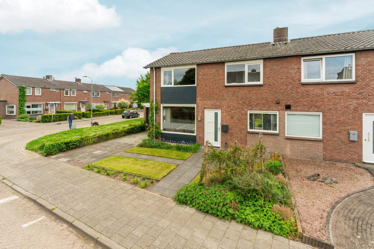 Te koop: Foto Woonhuis aan de Laan 1945 8 in Weurt