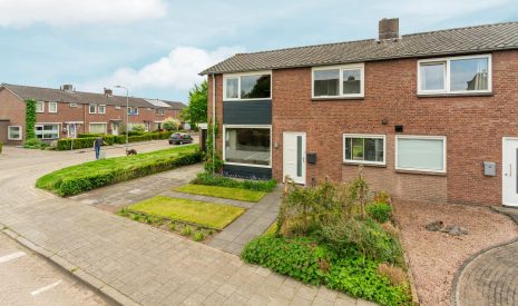 Te koop: Foto Woonhuis aan de Laan 1945 8 in Weurt