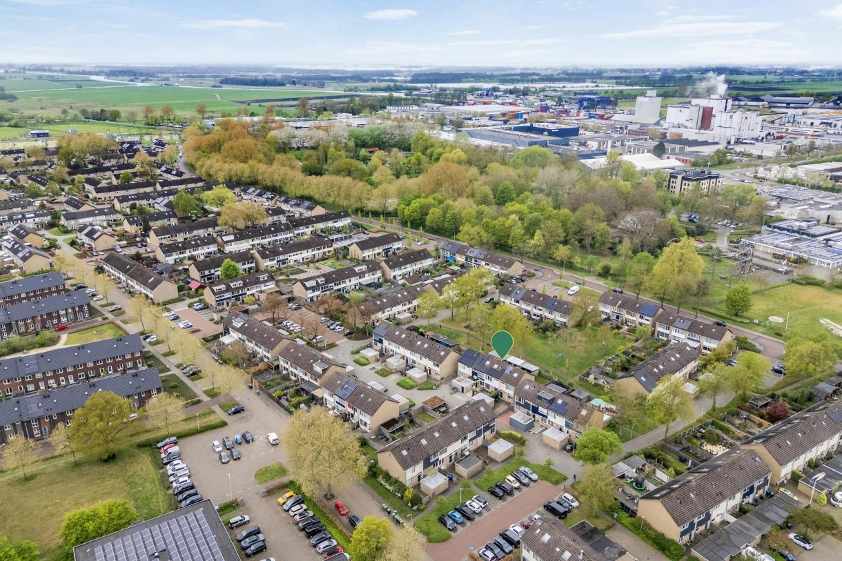 Te koop: Foto Woonhuis aan de Theo van Doesburgplantsoen 24 in Meppel