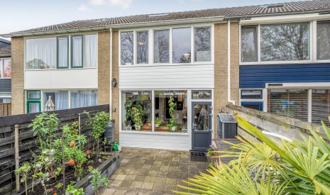 Te koop: Foto Woonhuis aan de Theo van Doesburgplantsoen 24 in Meppel