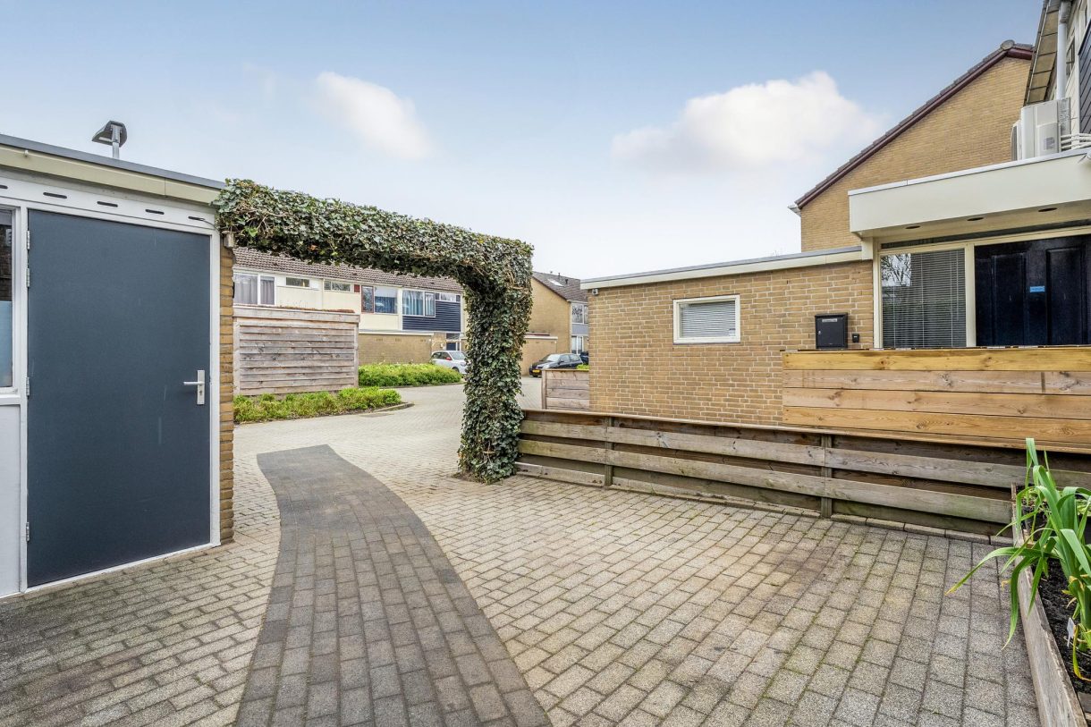 Te koop: Foto Woonhuis aan de Theo van Doesburgplantsoen 24 in Meppel