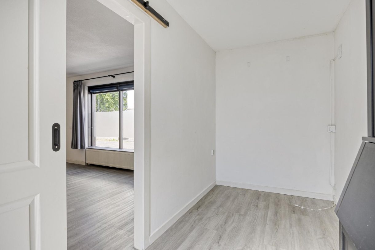 Te koop: Foto Woonhuis aan de De Oude Wereld 67 in Alphen aan den Rijn