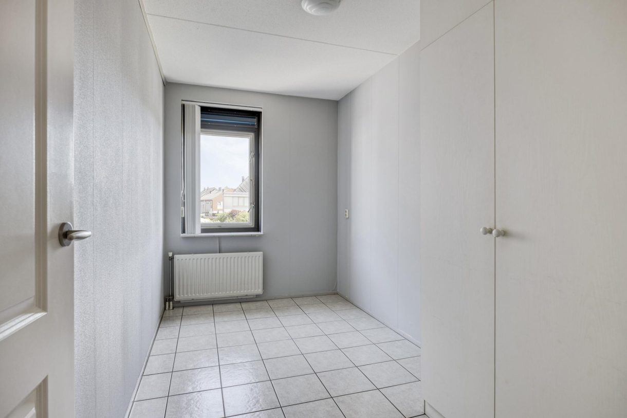 Te koop: Foto Woonhuis aan de De Oude Wereld 67 in Alphen aan den Rijn