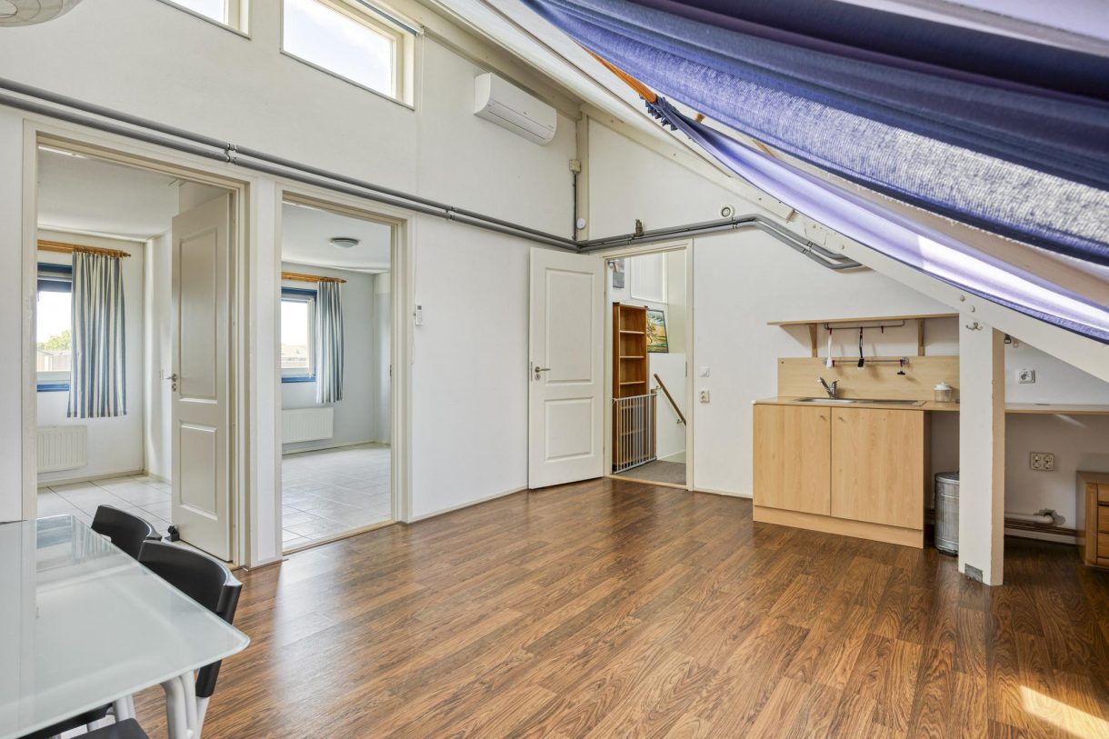 Te koop: Foto Woonhuis aan de De Oude Wereld 67 in Alphen aan den Rijn