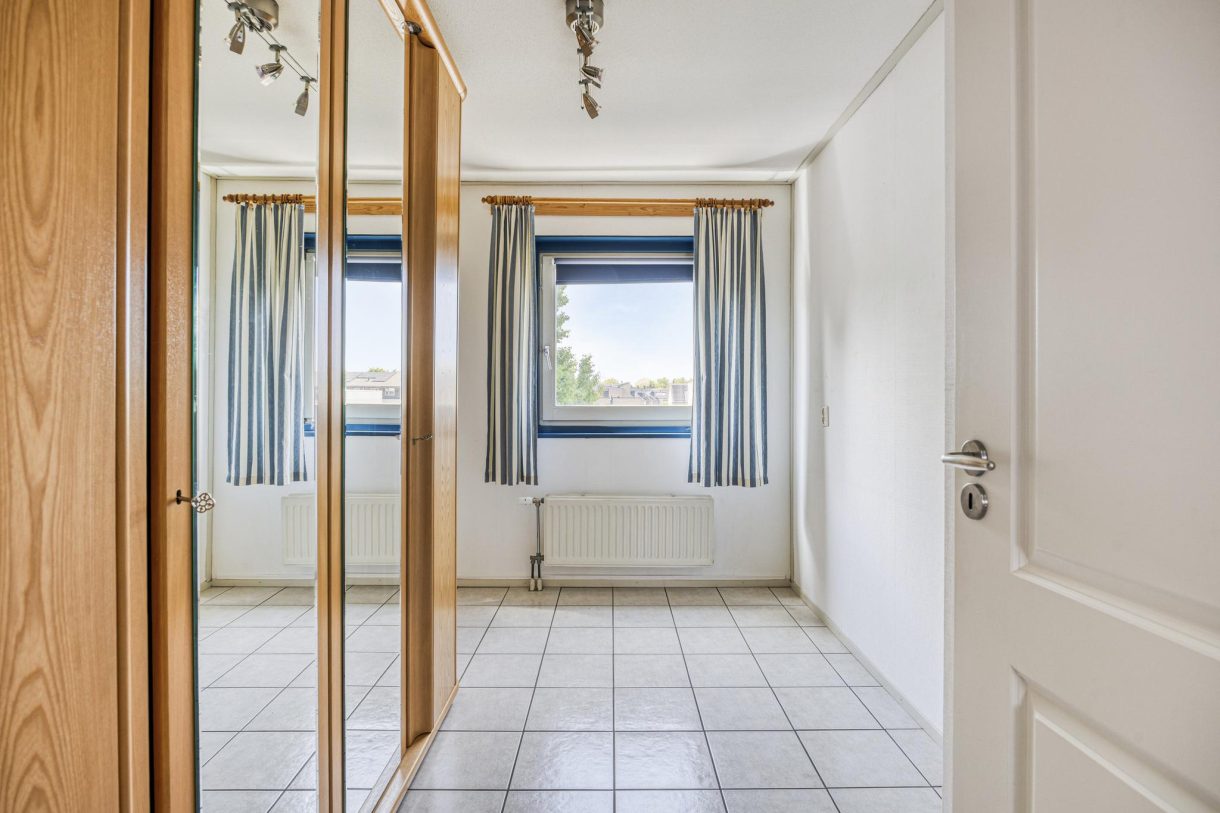 Te koop: Foto Woonhuis aan de De Oude Wereld 67 in Alphen aan den Rijn