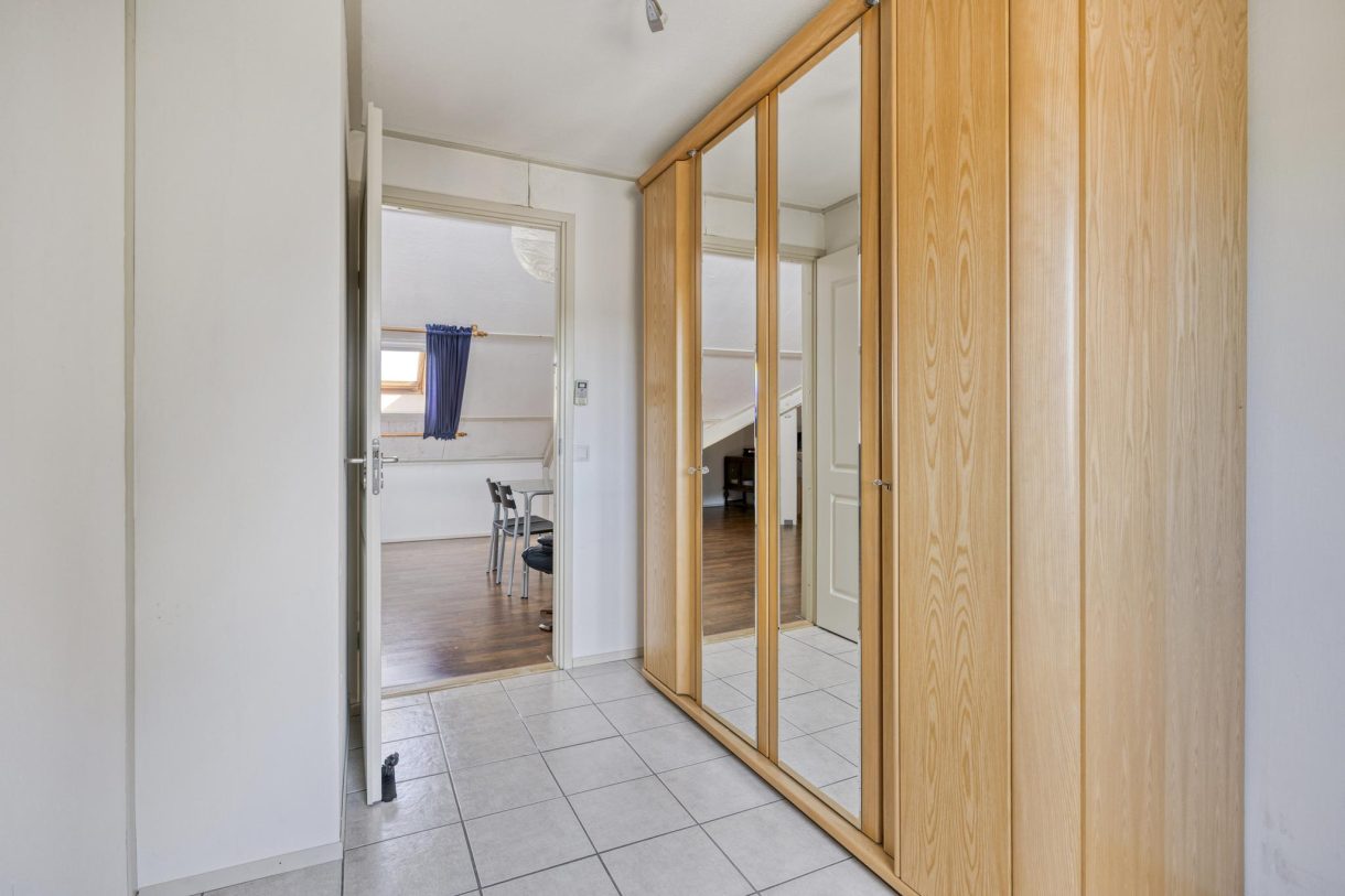 Te koop: Foto Woonhuis aan de De Oude Wereld 67 in Alphen aan den Rijn