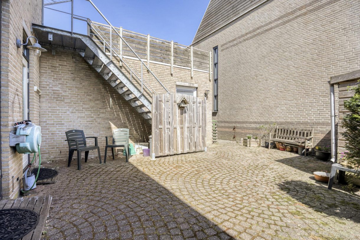 Te koop: Foto Woonhuis aan de De Oude Wereld 67 in Alphen aan den Rijn