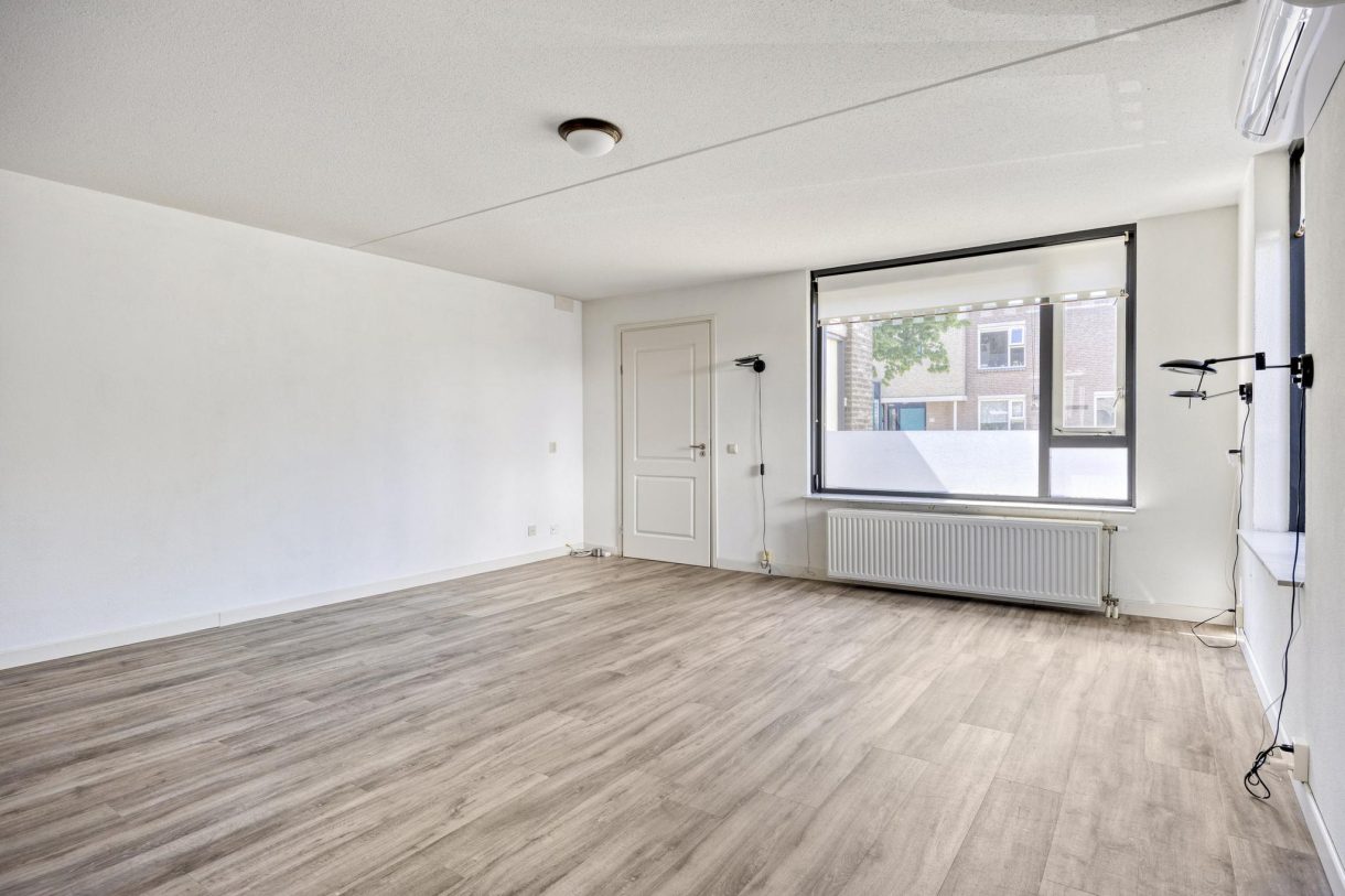 Te koop: Foto Woonhuis aan de De Oude Wereld 67 in Alphen aan den Rijn