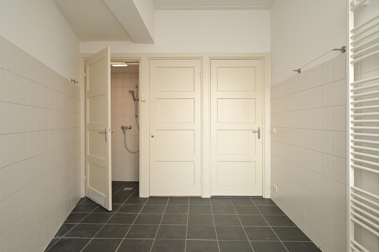 Te koop: Foto Appartement aan de Varkenmarkt 15 in 's-Gravenhage